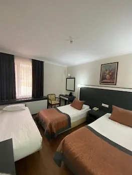 Dafne Hotel