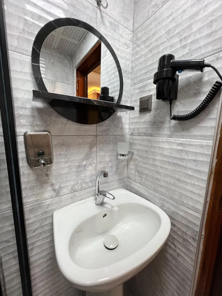 Standard Tek Büyük veya İki Ayrı Yataklı Oda, 1 Yatak Odası