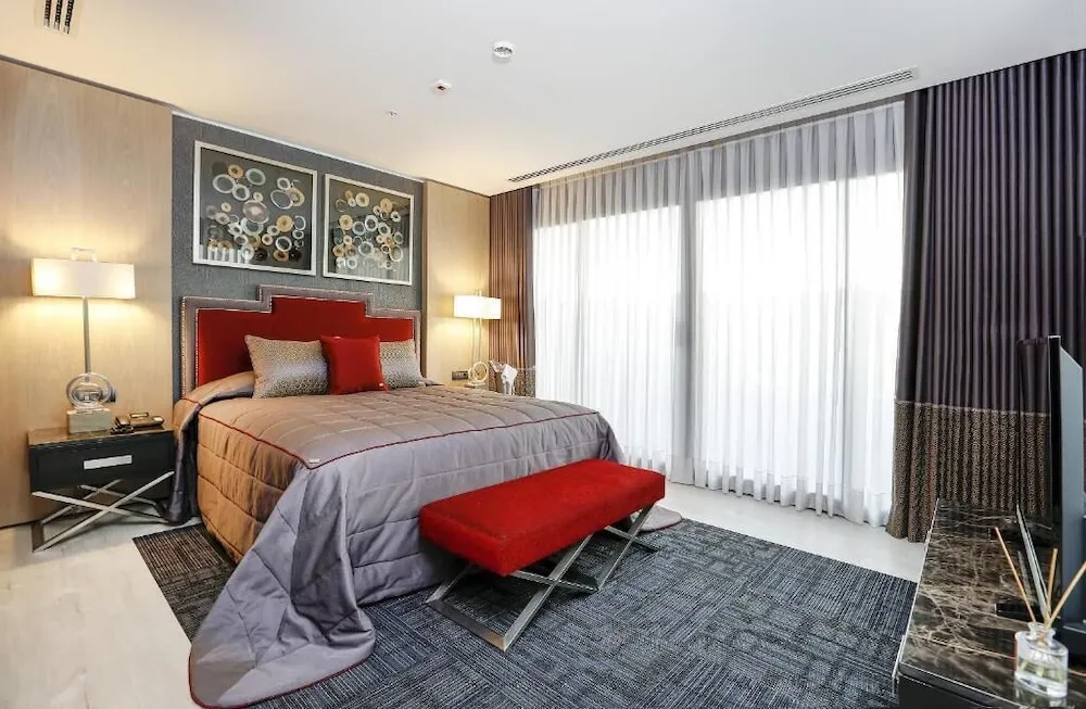 Diamond Deluxe Suite
