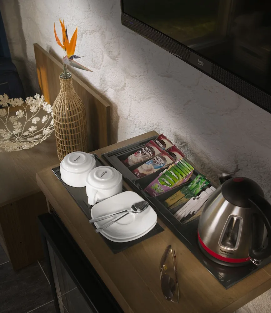 Tek Büyük Yataklı Oda, Balkon