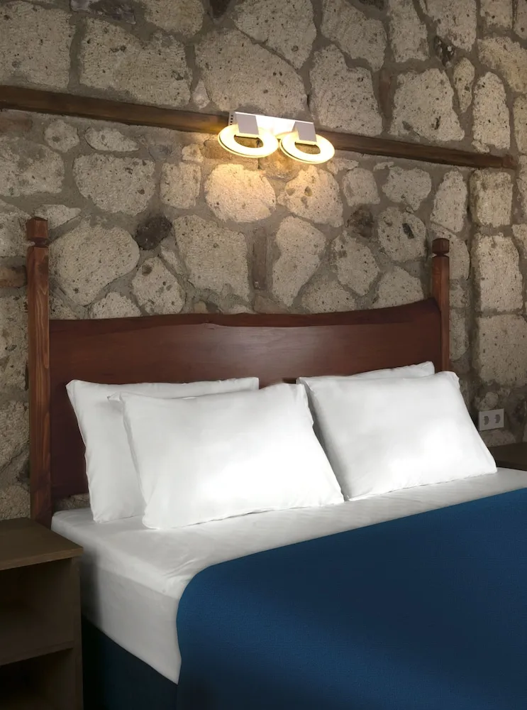 Tek Büyük Yataklı Oda, Havuz Kullanımı