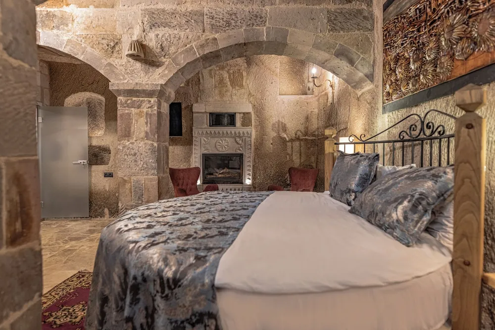 Luxury Tek Büyük Yataklı Oda