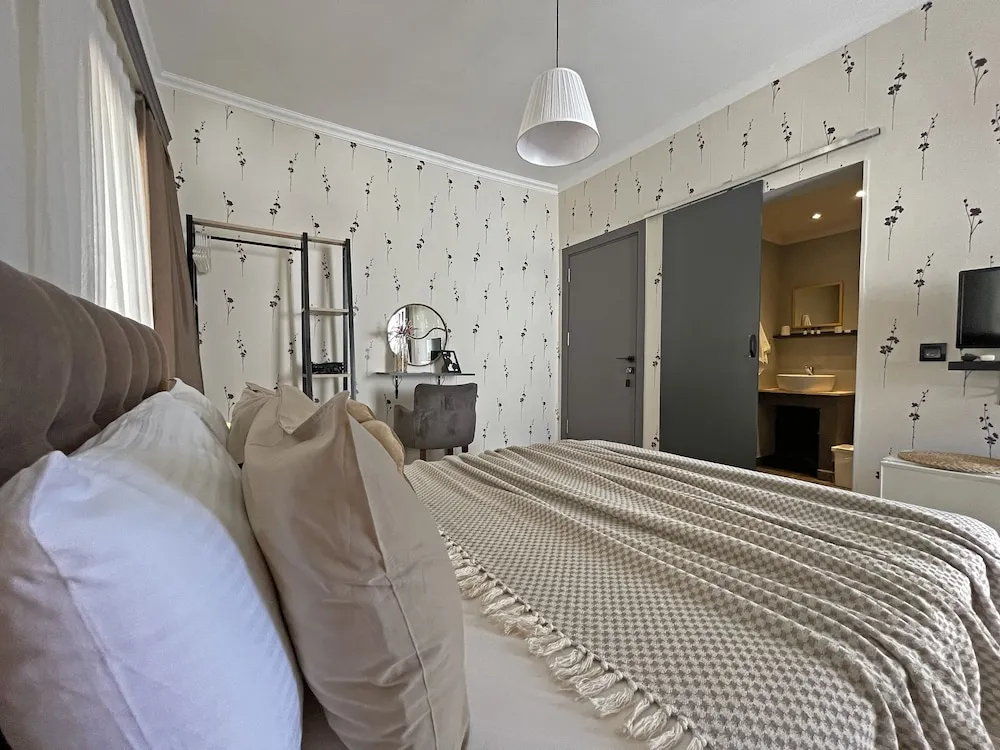 Comfort Tek Büyük veya İki Ayrı Yataklı Oda, Deniz Manzaralı