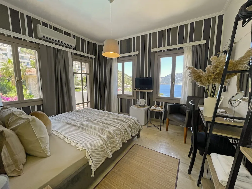Design Süit, Deniz Manzaralı