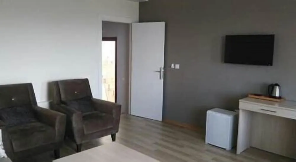 Standard Tek Büyük veya İki Ayrı Yataklı Oda