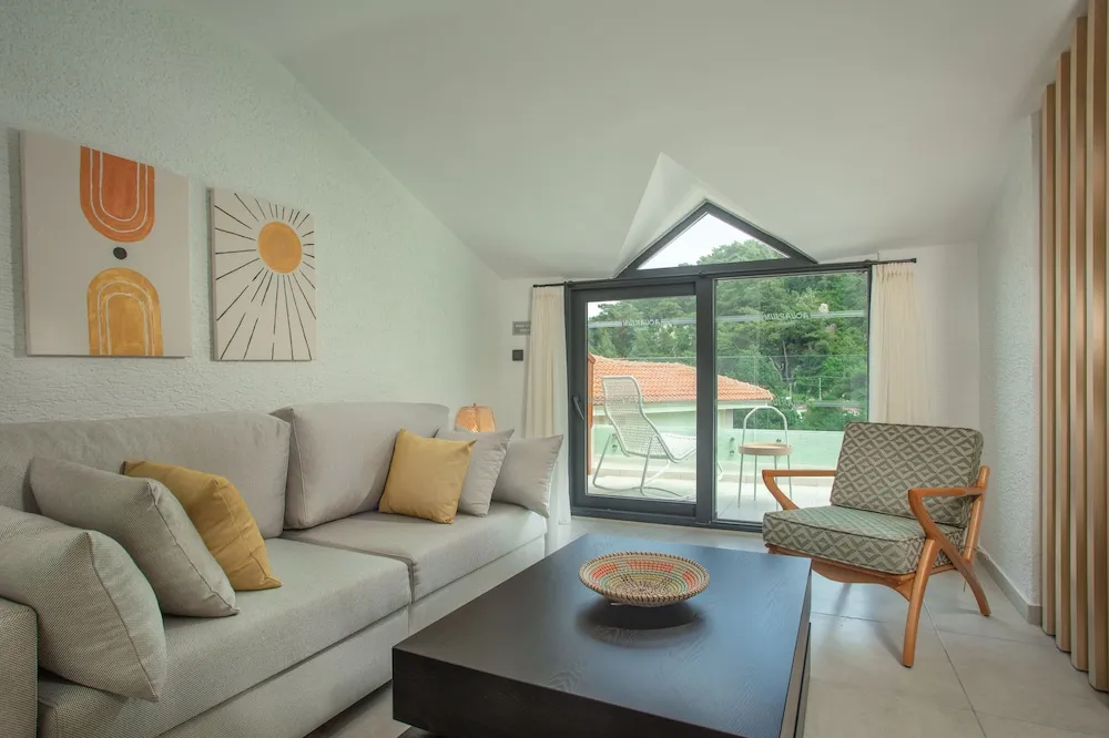 Superior Çatı Katı (Loft), 2 Yatak Odası, Sıcak Su Küveti, Ek Bina