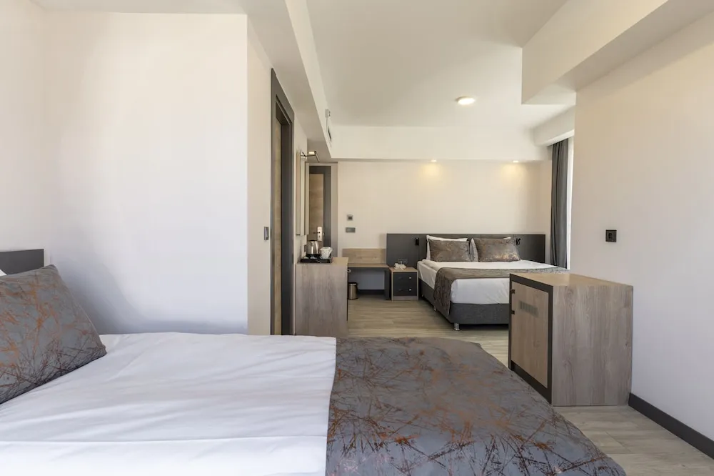 Comfort Üç Kişilik Oda, 1 Yatak Odası