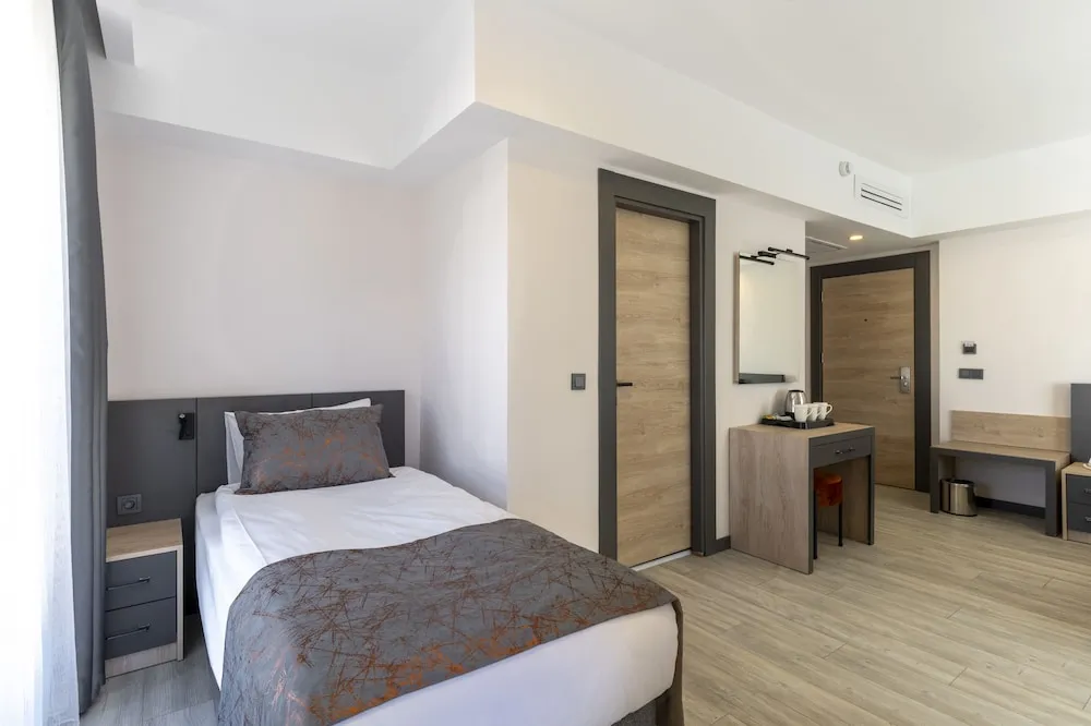 Comfort Üç Kişilik Oda, 1 Yatak Odası