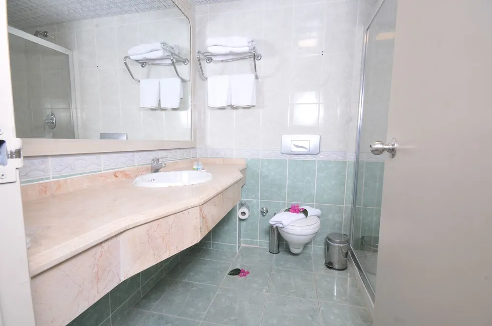 Standard Room, Partial Sea View