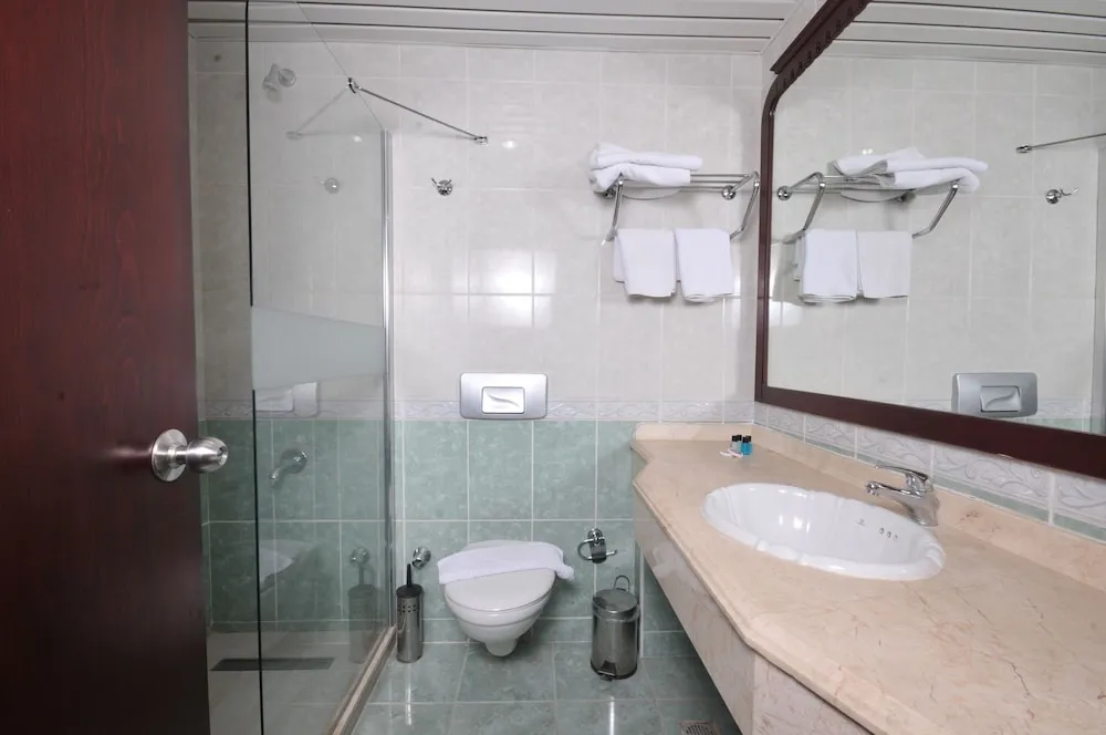 Standard Room, Partial Sea View