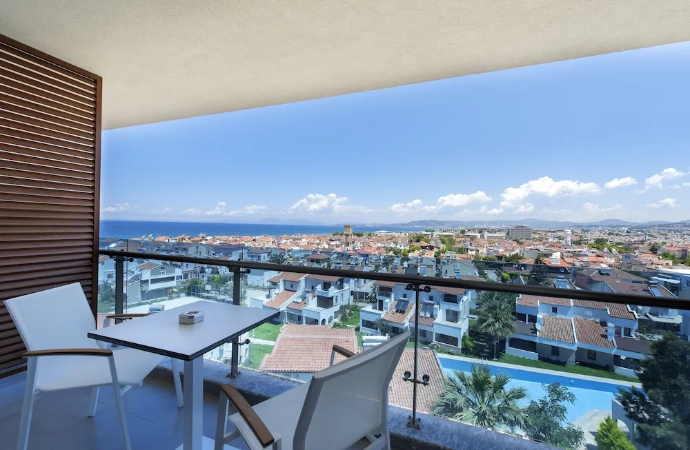 Deluxe Superior Sea View