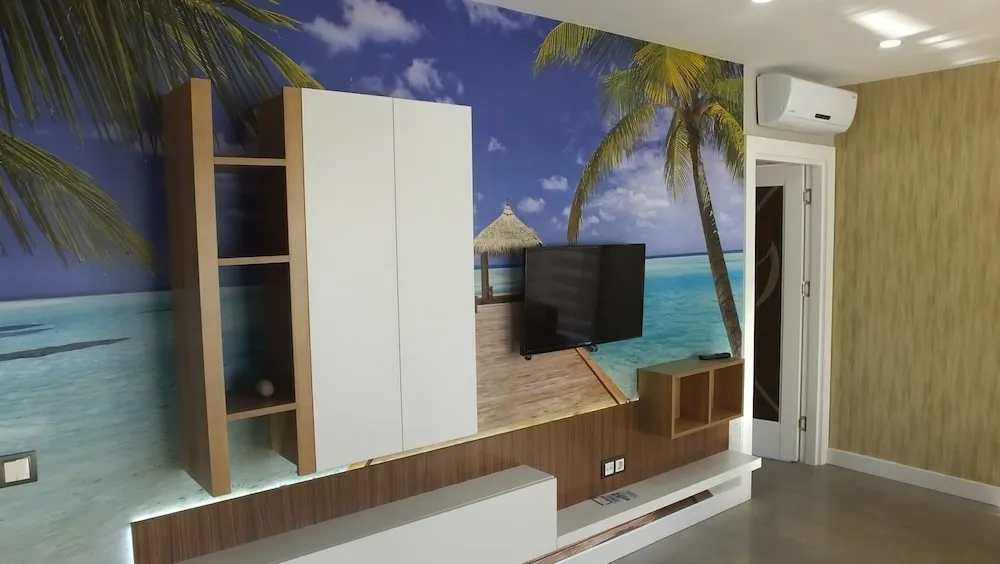 Garden Floor Apartment ,1 Bedroom