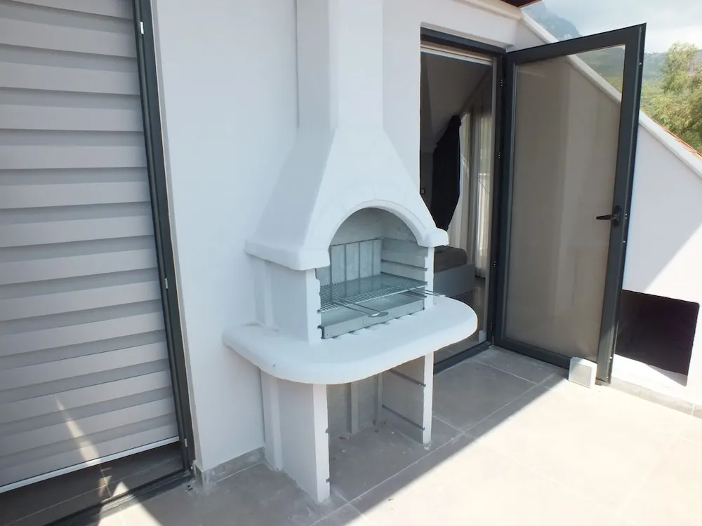 Two Bedroom Duplex Apartment with Pool View