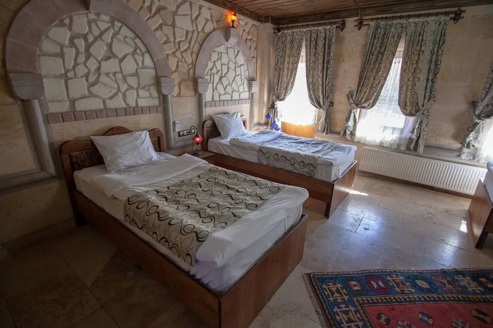 Deluxe Üç Kişilik Oda