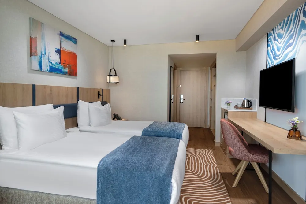 Trendy Room with 2 Single Beds, Sea View
