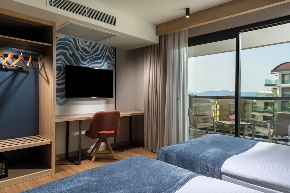 Family Connecting Rooms