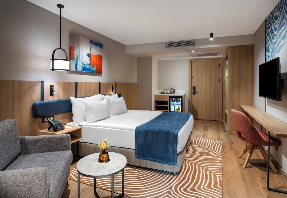 Suite with Queen Size Bed
