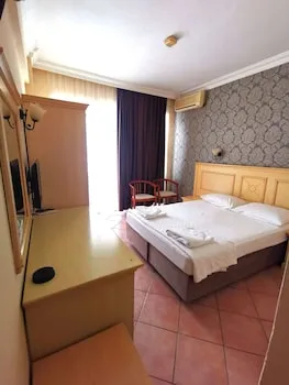 Intermar Hotel