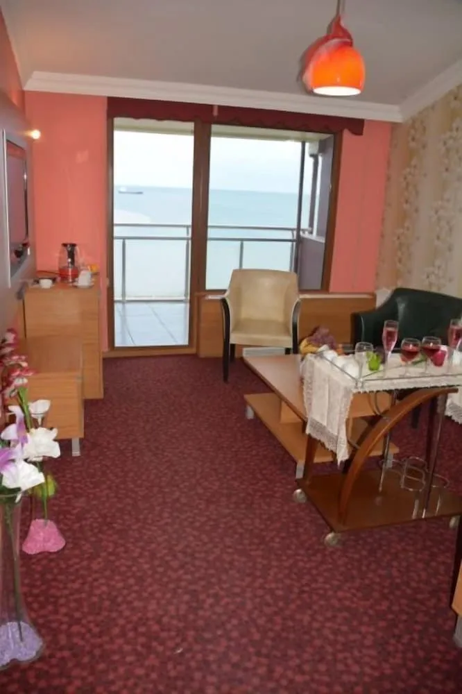 Deluxe Oda, Balkon, Deniz Manzaralı