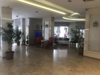 May Flower Apart Hotel