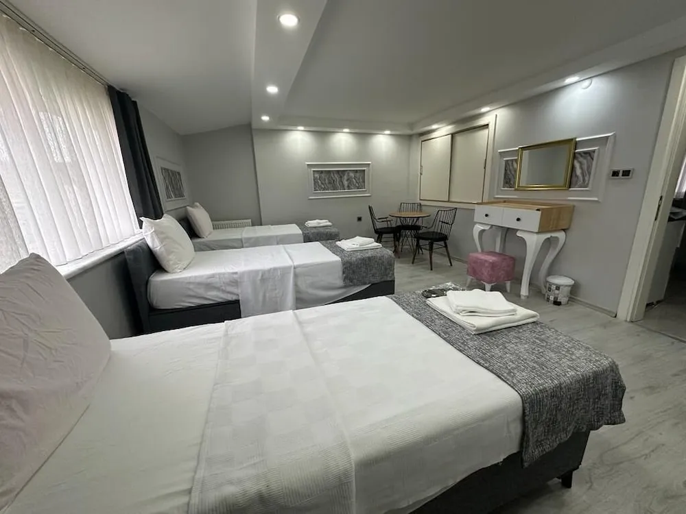 Deluxe Stüdyo Süit