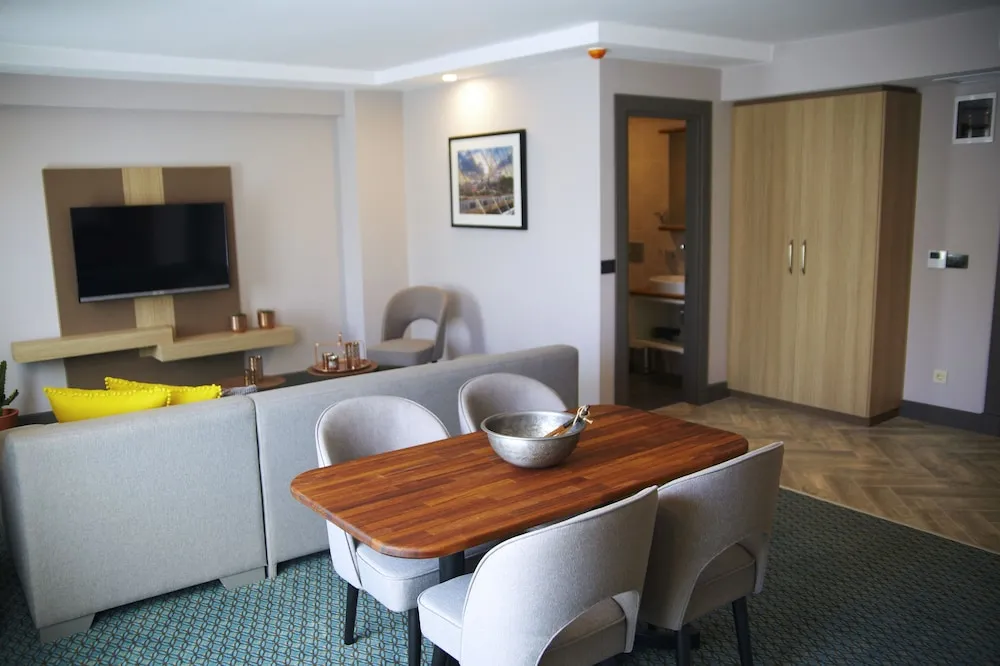 King Suite