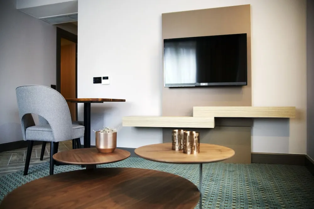 Deluxe Junior Suite