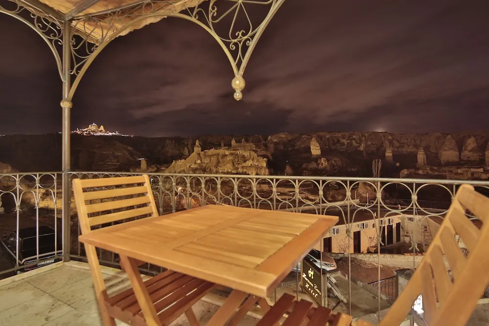 Deluxe Oda, Balkon (Stone)