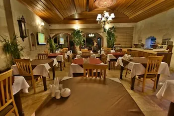 Harman Cave Hotel
