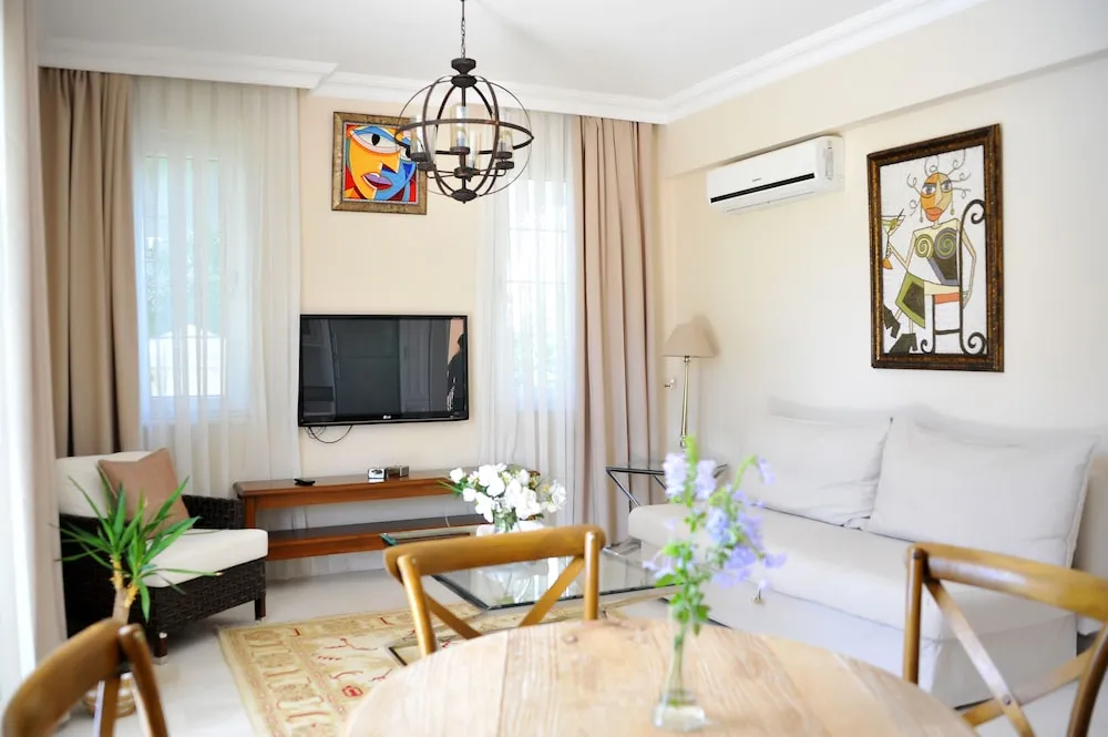 Standard Oda, Havuz Manzaralı