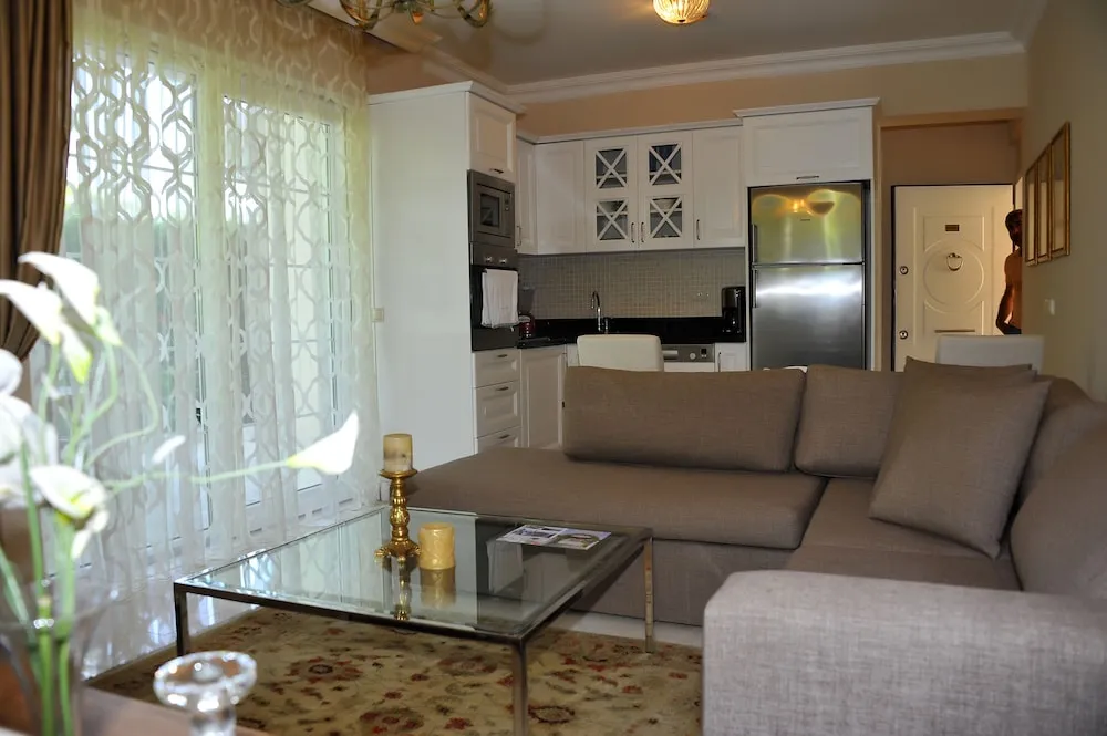 Standard Oda, Bahçe Manzaralı