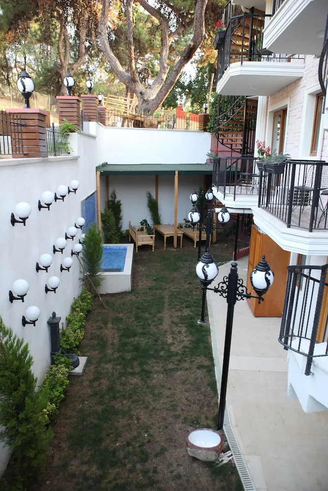 Deluxe Oda, Balkon