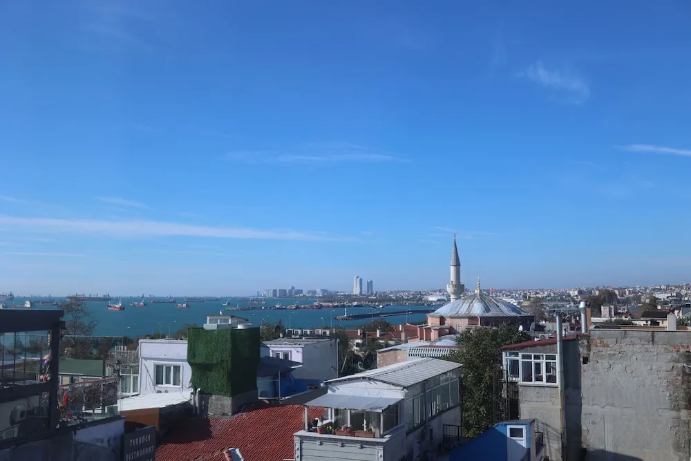 Deluxe Tek Büyük veya İki Ayrı Yataklı Oda