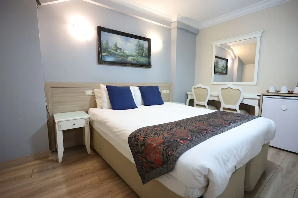 Economy Triple Room Basement Floor