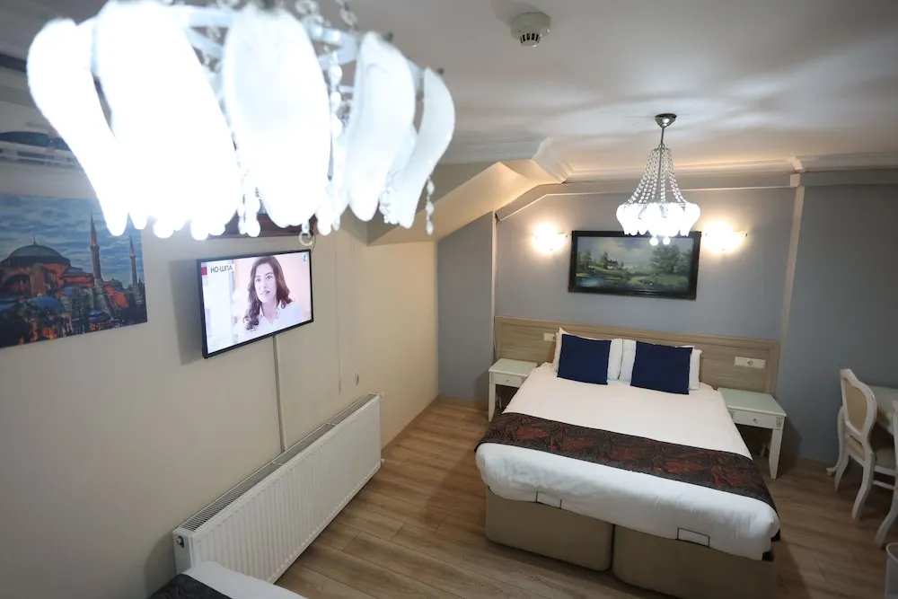 Economy Triple Room Basement Floor
