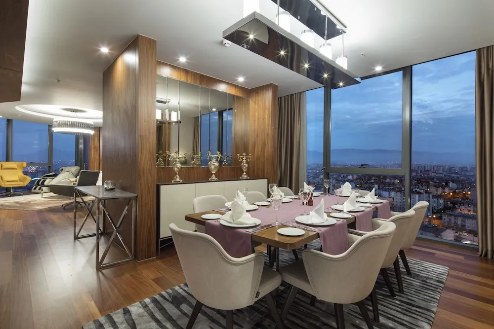 Presidential Süit, 1 En Büyük (King) Boy Yatak, Sigara İçilebilir