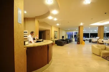 Mar-Bas Hotel