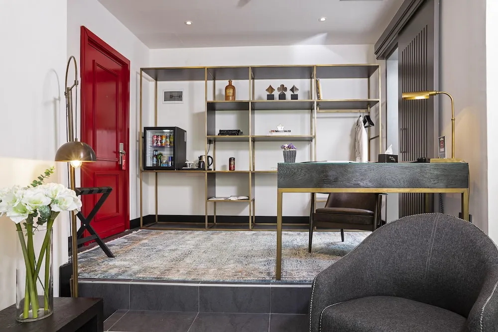 Junior Stüdyo Süit, 1 En Büyük (King) Boy Yatak, Balkon, Şehir Manzaralı