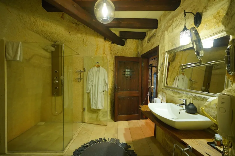 Royal Süit, 1 En Büyük (King) Boy Yatak, Tepe Manzaralı