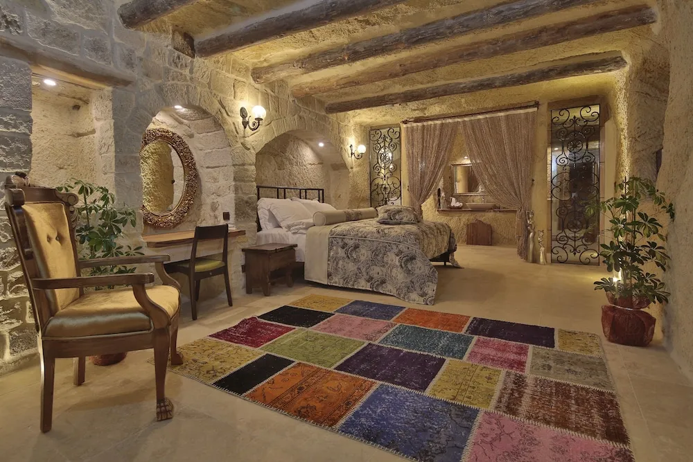 Deluxe Tek Büyük Yataklı Oda