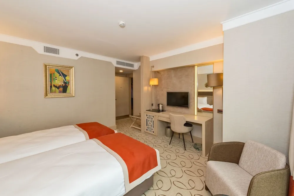 Standard Tek Büyük veya İki Ayrı Yataklı Oda