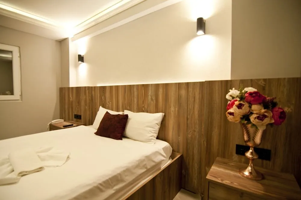 Economy Üç Kişilik Oda