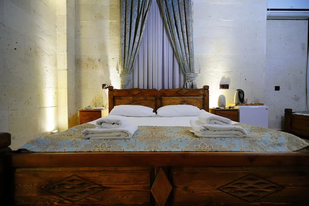 Standard Süit, Teras, Avlu Manzaralı