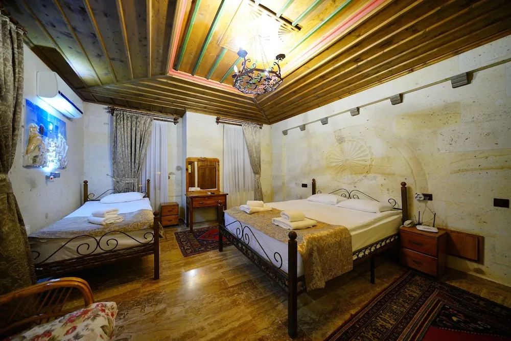 Stüdyo Süit, Sıcak Su Küveti