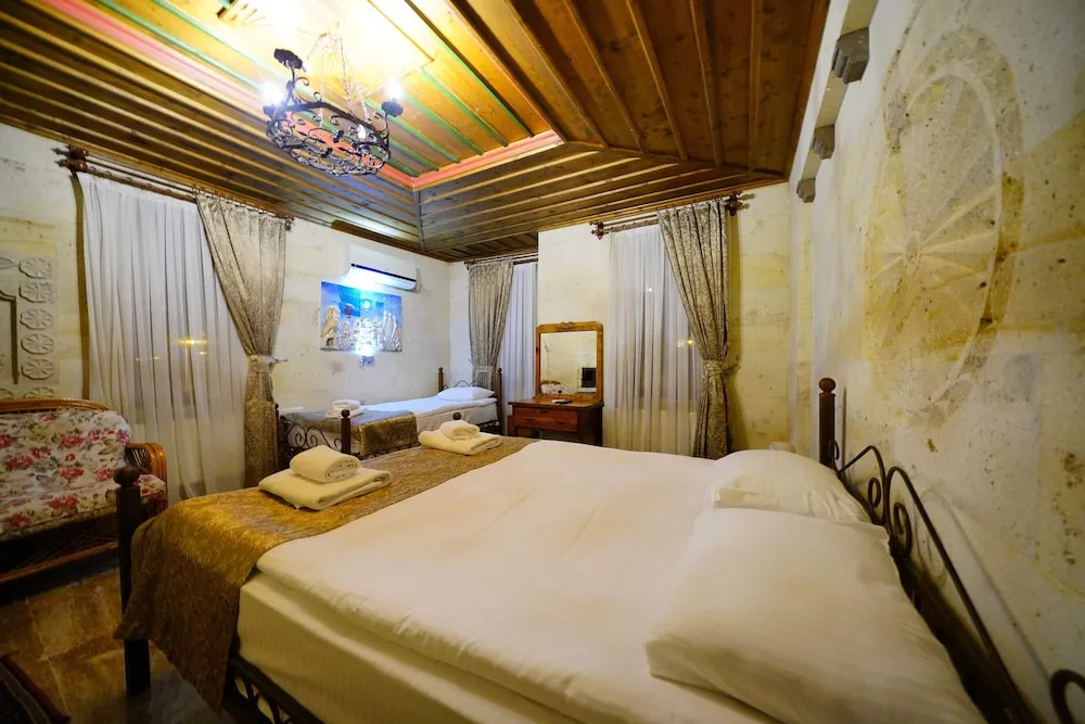 Stüdyo Süit, Sıcak Su Küveti