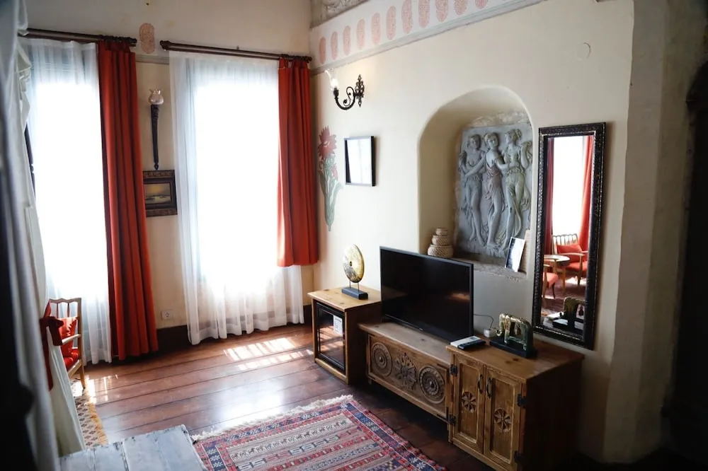 Luxury Oda, Balkon