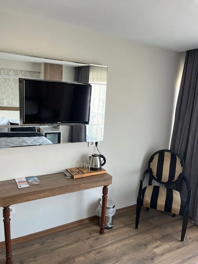 Deluxe Üç Kişilik Oda