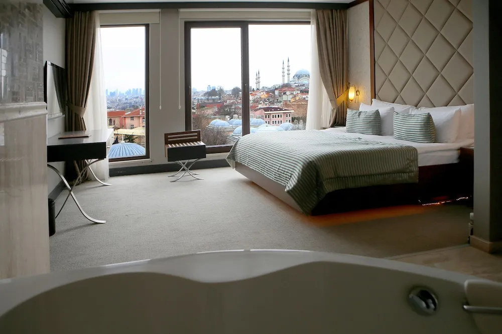 King Suite