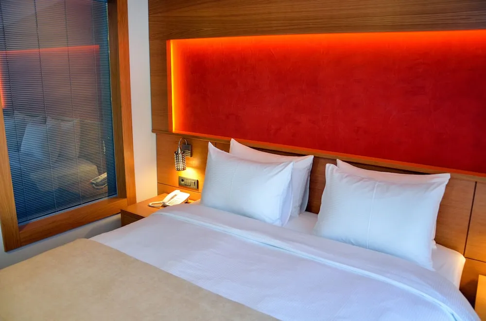 Deluxe Tek Büyük veya İki Ayrı Yataklı Oda, Deniz Manzaralı