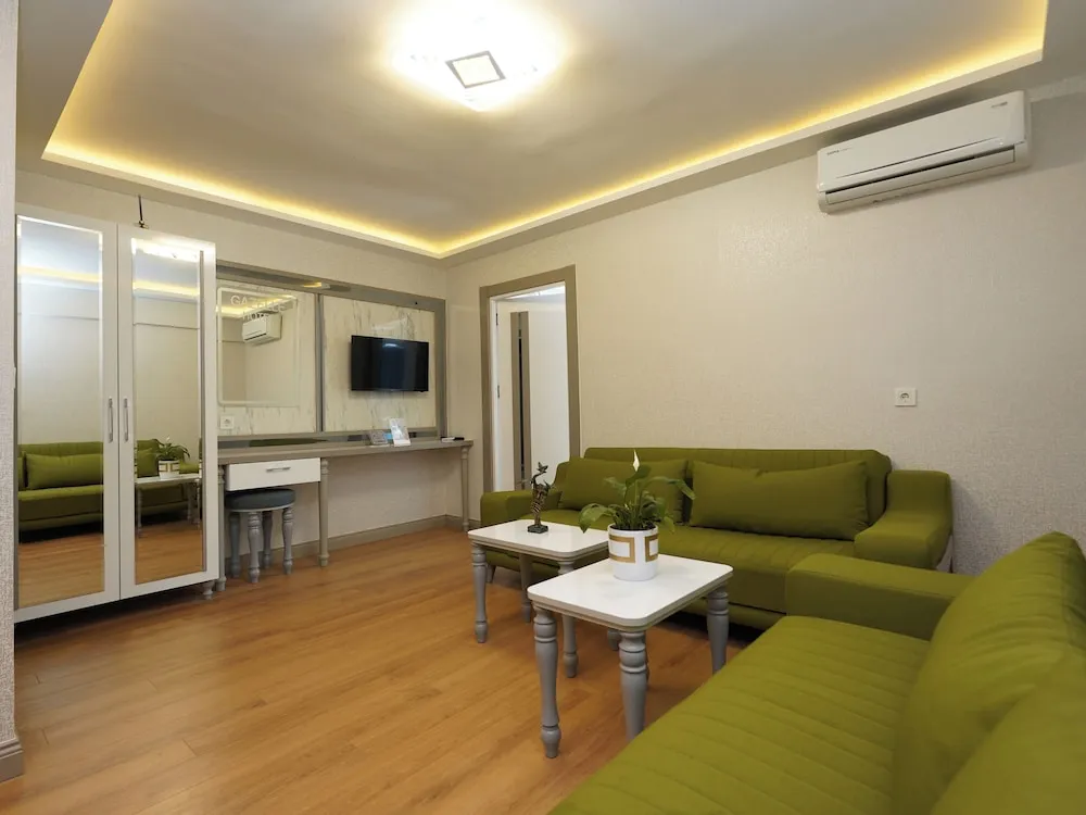 Deluxe Stüdyo Süit